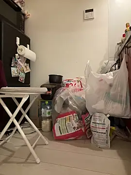 Snapshot of mina_0207 chatting on 03/05/26, 09:11 mina 0207 online show from 03/05/26, 09:11