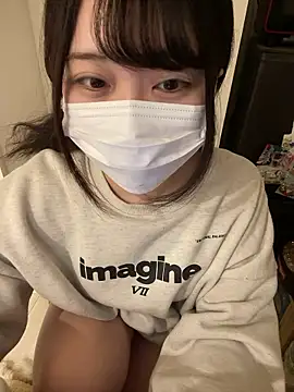 Snapshot of mina_0207 chatting on 03/10/26, 03:00 mina 0207 online show from 03/10/26, 03:00