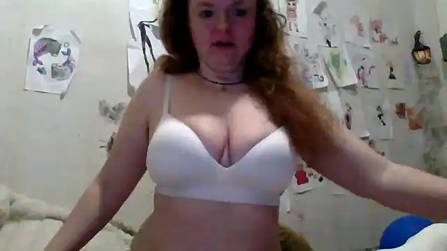 Snapshot of Rae_Jeannie chatting on 03/15/26, 03:23 Rae Jeannie online show from 03/15/26, 03:23