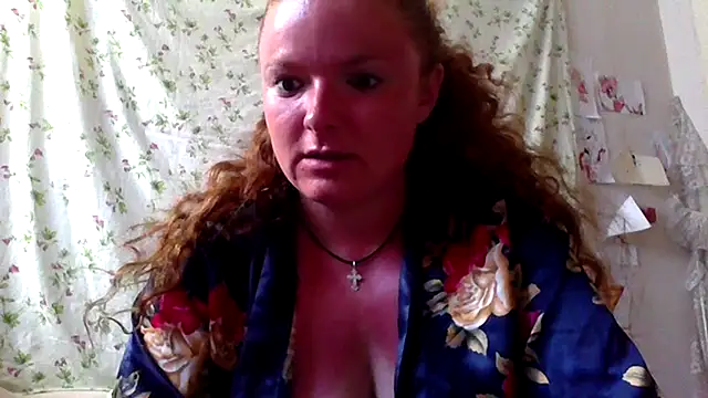 Snapshot of Rae_Jeannie chatting on 06/30/26, 07:31 Rae Jeannie online show from 06/30/26, 07:31