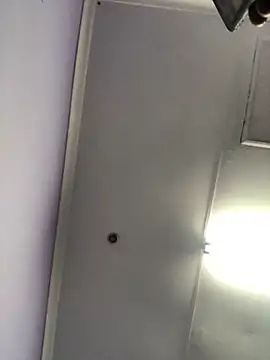 Snapshot of Redfucks333 chatting on 02/25/26, 05:11 Redfucks333 online show from 02/25/26, 05:11