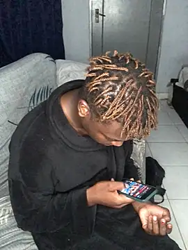 Snapshot of Redfucks333 chatting on 03/16/26, 07:51 Redfucks333 online show from 03/16/26, 07:51