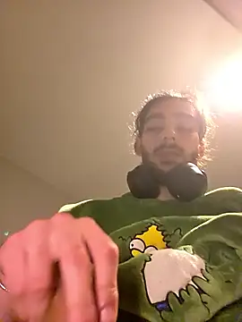 Snapshot of Levi_Latino chatting on 03/04/26, 01:44 Levi Latino online show from 03/04/26, 01:44