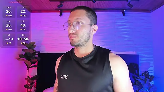 Snapshot of Nathan_rivers chatting on 03/20/25, 11:27 Nathan rivers online show from 03/20/25, 11:27