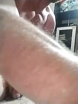 Snapshot of parasexucat chatting on 02/01/25, 11:06 parasexucat online show from 02/01/25, 11:06