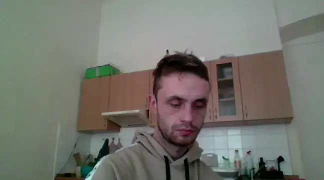 Snapshot of tomasek28 chatting on 01/17/25, 02:18 tomasek28 online show from 01/17/25, 02:18