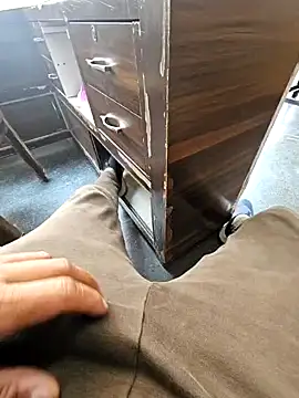 Snapshot of pyasevickybabu563 chatting on 01/24/25, 06:35 pyasevickybabu563 online show from 01/24/25, 06:35