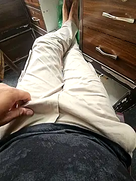 Snapshot of pyasevickybabu563 chatting on 10/08/25, 05:38 pyasevickybabu563 online show from 10/08/25, 05:38