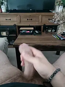 Snapshot of shineky chatting on 11/19/25, 11:32 shineky online show from 11/19/25, 11:32