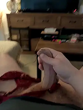 Snapshot of shineky chatting on 12/18/25, 09:26 shineky online show from 12/18/25, 09:26