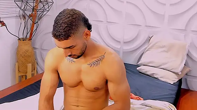 Snapshot of MarcoVitto chatting on 01/11/25, 06:35 MarcoVitto online show from 01/11/25, 06:35