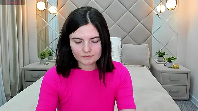 CharlotteMitchell online show from 02/08/25, 07:59