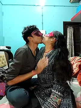 Hot purva online show from 12/28/24, 10:03