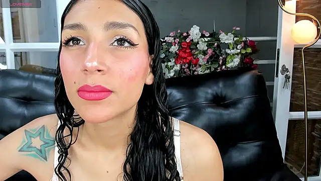 miss   evangeline online show from 03/21/25, 02:39