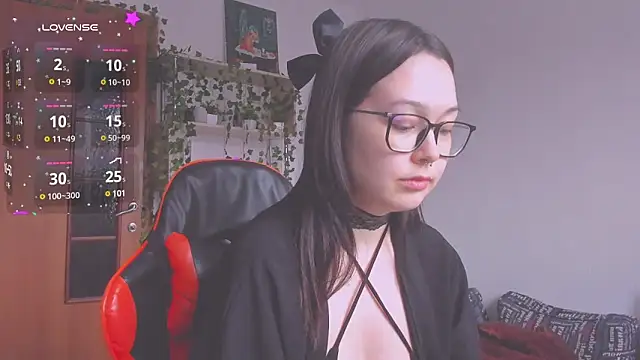 kittenrisha online show from 03/19/25, 08:34