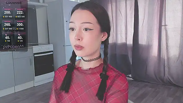 kittenrisha online show from 10/26/25, 07:03