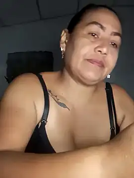 Snapshot of Abigail_BigTits chatting on 02/08/25, 02:04 Abigail BigTits online show from 02/08/25, 02:04