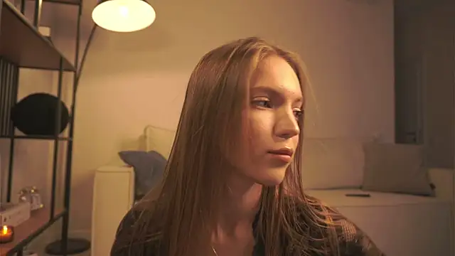 alittlestarrr online show from 01/06/25, 05:06