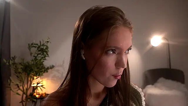 alittlestarrr online show from 10/25/25, 08:36