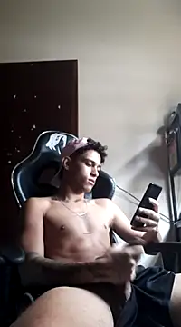 Snapshot of MALIK-PARVATI chatting on 01/04/25, 02:46 MALIK-PARVATI online show from 01/04/25, 02:46