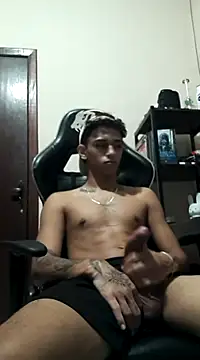 Snapshot of MALIK-PARVATI chatting on 01/09/25, 04:08 MALIK-PARVATI online show from 01/09/25, 04:08