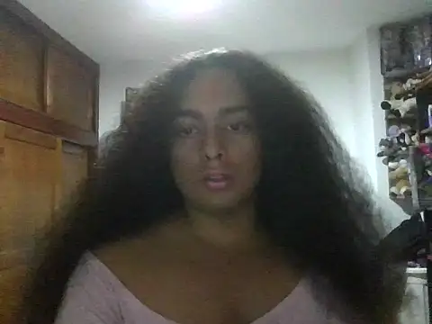 Snapshot of conejitamagicahermosaflor chatting on 06/19/26, 10:35 conejitamagicahermosaflor online show from 06/19/26, 10:35