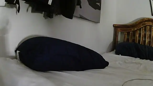 Snapshot of bjay1210 chatting on 02/08/25, 01:11 bjay1210 online show from 02/08/25, 01:11