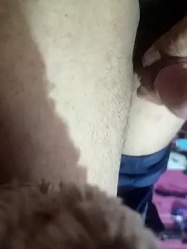 Snapshot of cusicat chatting on 11/14/25, 08:07 cusicat online show from 11/14/25, 08:07