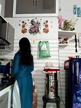 Best-Couple online show from 09/18/25, 04:14