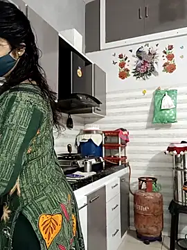 Best-Couple online show from 10/08/25, 03:15