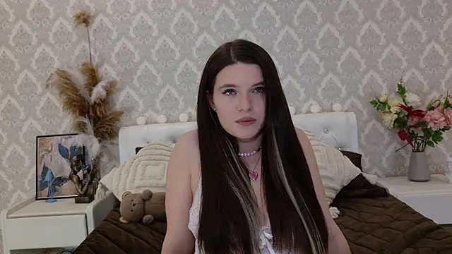 Nellie Medina online show from 02/20/25, 01:46