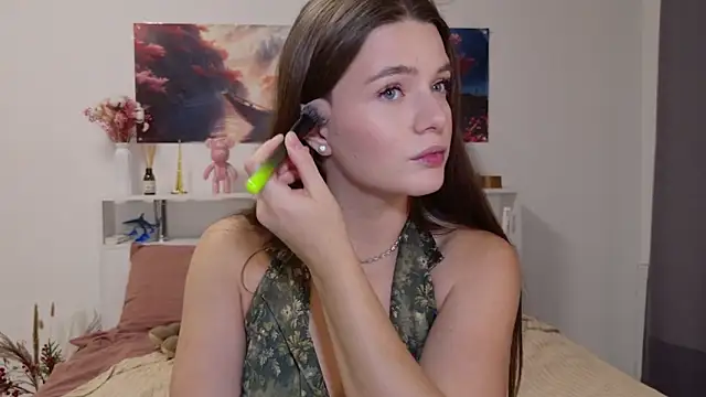 Nellie Medina online show from 10/11/25, 08:29