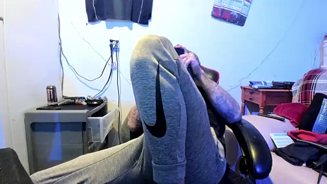 JamesMichael88 online show from 02/27/25, 08:06