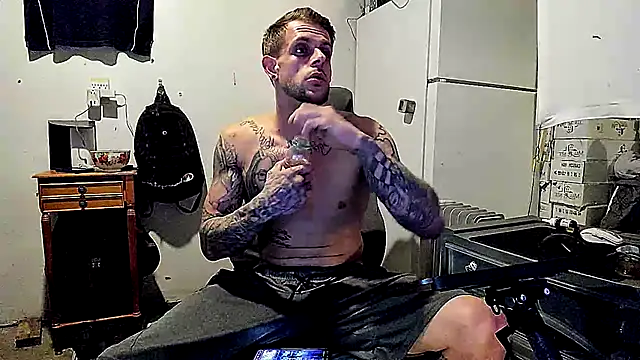 JamesMichael88 online show from 03/21/25, 03:12