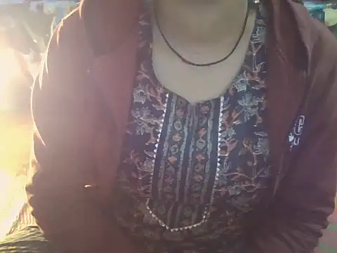 Snapshot of Hot-shanvi chatting on 01/08/25, 12:15 Hot-shanvi online show from 01/08/25, 12:15