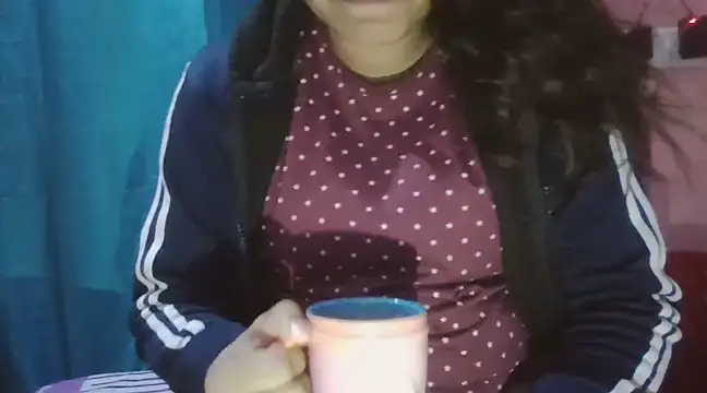 Snapshot of Hot-shanvi chatting on 02/26/25, 11:48 Hot-shanvi online show from 02/26/25, 11:48