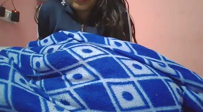 Snapshot of Hot-shanvi chatting on 03/05/25, 08:32 Hot-shanvi online show from 03/05/25, 08:32