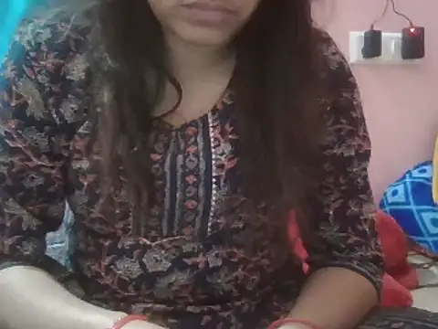 Snapshot of Hot-shanvi chatting on 03/08/25, 09:50 Hot-shanvi online show from 03/08/25, 09:50