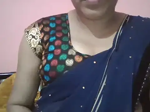 Snapshot of Hot-shanvi chatting on 03/15/25, 08:26 Hot-shanvi online show from 03/15/25, 08:26