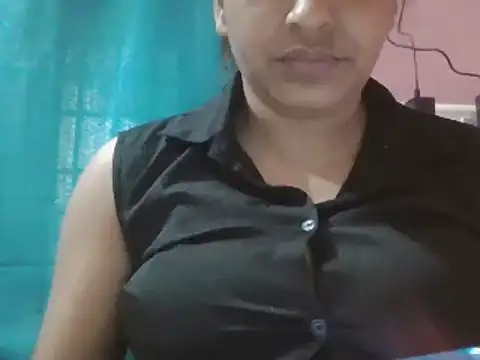 Snapshot of Hot-shanvi chatting on 03/18/25, 10:25 Hot-shanvi online show from 03/18/25, 10:25