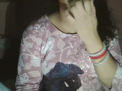 Snapshot of Hot-shanvi chatting on 10/01/25, 05:30 Hot-shanvi online show from 10/01/25, 05:30