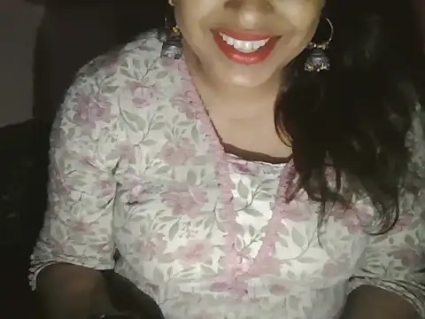 Hot-shanvi online show from 04/30/26, 11:42