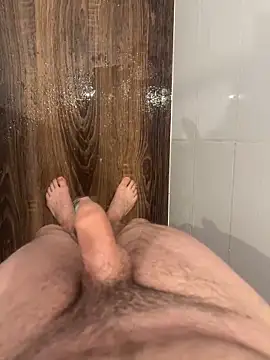 Snapshot of atoy3333 chatting on 01/14/25, 05:12 atoy3333 online show from 01/14/25, 05:12