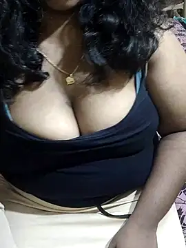 Rathi22 online show from 06/18/26, 02:32