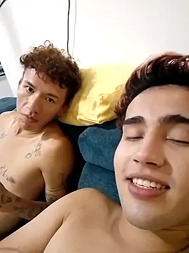 Snapshot of Lian_Noath chatting on 12/31/24, 07:53 Lian Noath online show from 12/31/24, 07:53