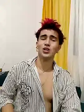 Snapshot of Lian_Noath chatting on 01/10/25, 01:42 Lian Noath online show from 01/10/25, 01:42