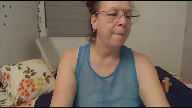 Snapshot of milchanel chatting on 05/10/26, 05:56 milchanel online show from 05/10/26, 05:56