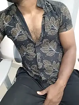 Snapshot of hot_boy_dic chatting on 02/18/26, 02:46 hot boy dic online show from 02/18/26, 02:46