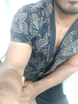 Snapshot of hot_boy_dic chatting on 02/19/26, 04:03 hot boy dic online show from 02/19/26, 04:03