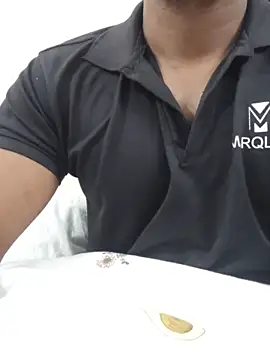 Snapshot of hot_boy_dic chatting on 02/21/26, 01:56 hot boy dic online show from 02/21/26, 01:56